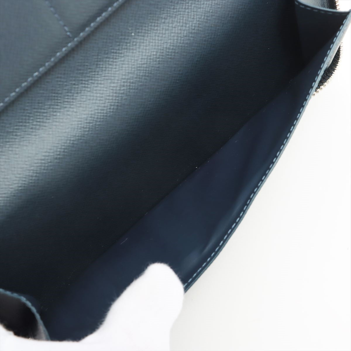 Louis Vuitton Taiga Zippy Wallet Vertical M30510 Navy Wallet