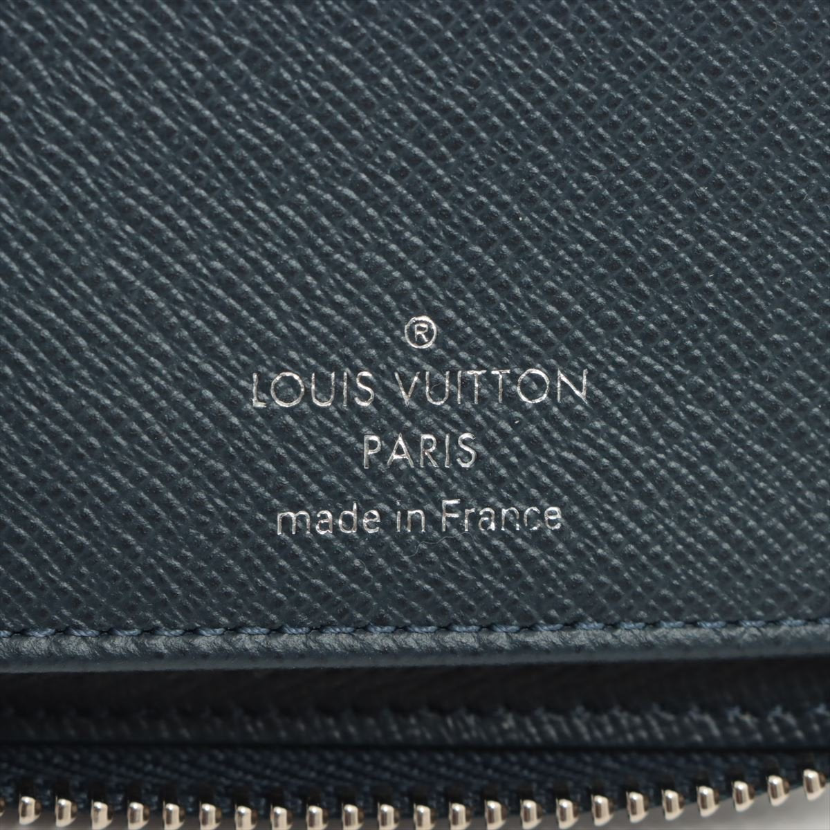 Louis Vuitton Taiga Zippy Wallet Vertical M30510 Navy Wallet
